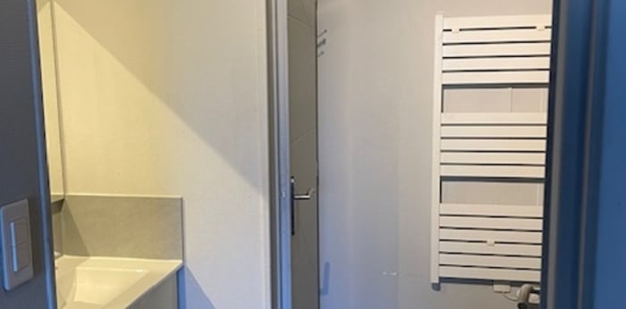 Image 7 sur 9 - Appartement  ·  Location · Dijon (21000) · 2 pièces · 44m²
