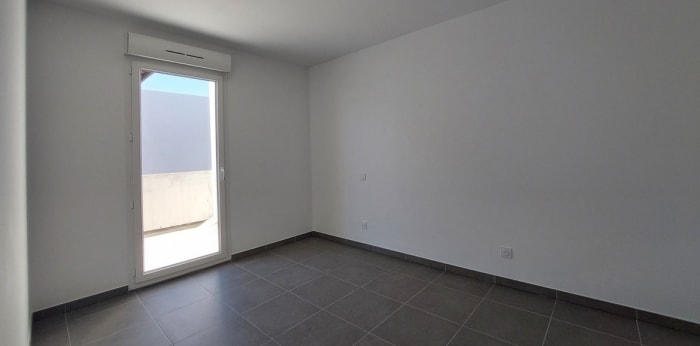 Image 4 sur 9 - Appartement  ·  Location · Marseillan (34340) · 2 pièces · 40m²