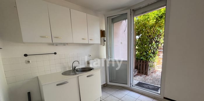 Image 4 sur 11 - Appartement  ·  Location · Quetigny (21800) · 1 pièce · 34m²