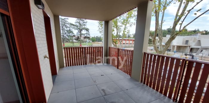 Image 10 sur 10 - Appartement  ·  Location · St Fons (69190) · 3 pièces · 75m²