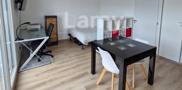 Image 7 sur 9 - Appartement  ·  Location · Clermont Ferrand (63000) · 1 pièce · 29m²