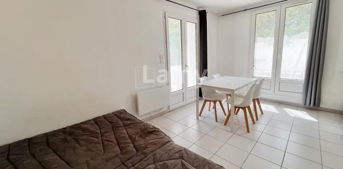 Image 4 sur 13 - Appartement  ·  Location · Aix En Provence (13090) · 1 pièce · 21m²