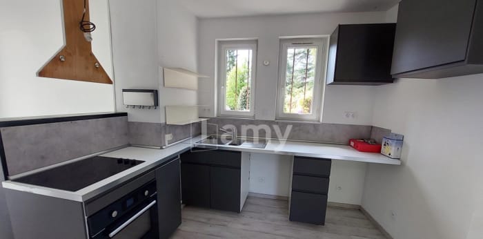 Image 3 sur 9 - Maison/villa  ·  Location · Seyssins (38180) · 2 pièces · 42m²