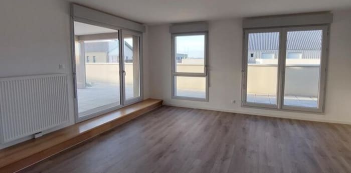 Image 3 sur 18 - Appartement  ·  Location · Margny Les Compiegne (60280) · 5 pièces · 137m²