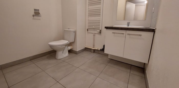 Image 5 sur 8 - Appartement  ·  Location · Sete (34200) · 1 pièce · 20m²