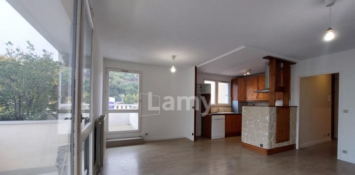 Image 1 sur 13 - Appartement  ·  Location · Eybens (38320) · 3 pièces · 67m²