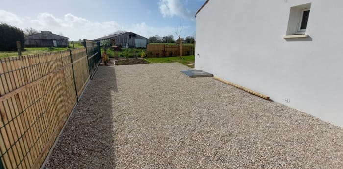 Image 13 sur 15 - Maison/villa  ·  Location · Boutenac Touvent (17120) · 2 pièces · 45m²