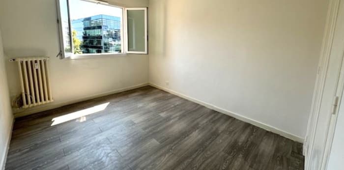 Image 6 sur 8 - Appartement  ·  Location · Nice (06200) · 4 pièces · 68m²