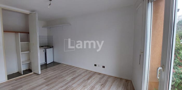 Image 1 sur 4 - Appartement  ·  Location · Toulouse (31400) · 1 pièce · 20m²