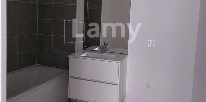 Image 5 sur 7 - Appartement  ·  Location · Villiers Sur Marne (94350) · 2 pièces · 44m²