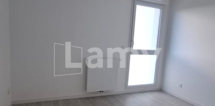 Image 6 sur 13 - Appartement  ·  Location · Talence (33400) · 5 pièces · 107m²