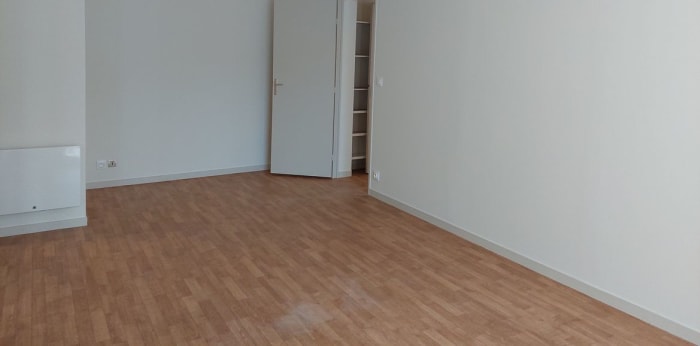 Image 2 sur 13 - Appartement  ·  Location · Montargis (45200) · 2 pièces · 50m²