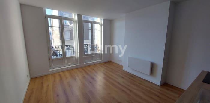 Image 1 sur 8 - Appartement  ·  Location · Reims (51100) · 2 pièces · 40m²
