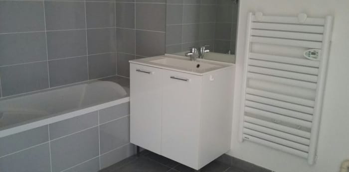 Image 2 sur 4 - Appartement  ·  Location · Viry (74580) · 3 pièces · 66m²