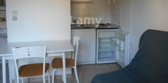 Image 3 sur 9 - Appartement  ·  Location · Montargis (45200) · 1 pièce · 14m²