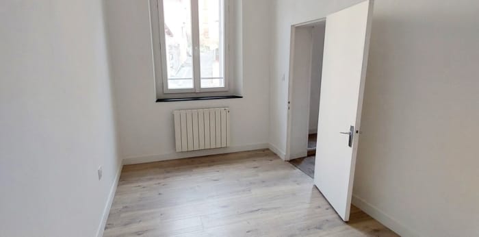 Image 4 sur 13 - Appartement  ·  Location · Digne Les Bains (04000) · 3 pièces · 62m²