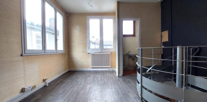 Image 10 sur 12 - Local  ·  Location · Limoges (87000) · 108m²