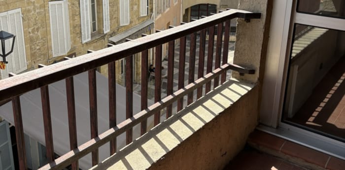 Image 2 sur 10 - Appartement  ·  Location · Salon De Provence (13300) · 2 pièces · 47m²