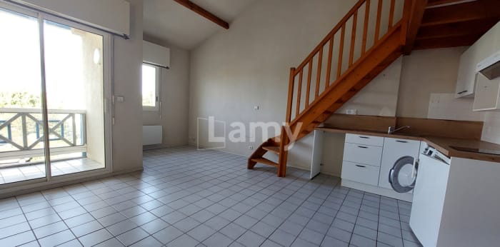 Image 6 sur 7 - Appartement  ·  Location · St Georges De Didonne (17110) · 2 pièces · 39m²