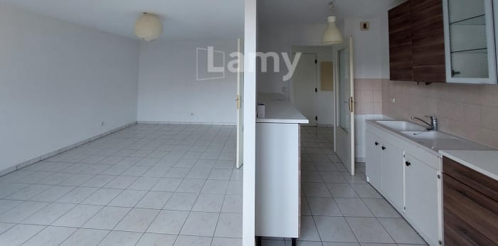Image 8 sur 10 - Appartement  ·  Location · Grenoble (38000) · 3 pièces · 68m²