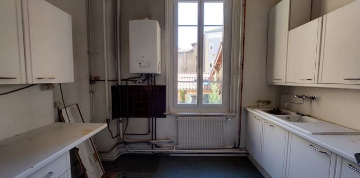 Image 5 sur 9 - Bureaux  ·  Location · Villefranche Sur Saone (69400) · 4 pièces · 92m²