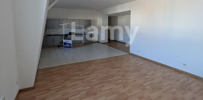 Image 3 sur 7 - Appartement  ·  Location · St Amand Les Eaux (59230) · 3 pièces · 106m²