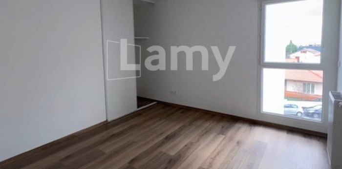 Image 4 sur 9 - Appartement  ·  Location · Clermont Ferrand (63100) · 3 pièces · 67m²