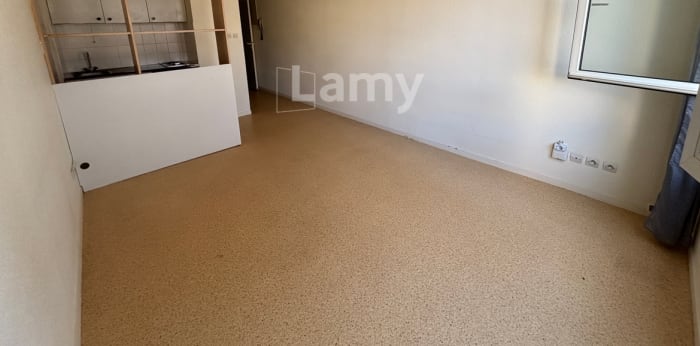 Image 6 sur 13 - Appartement  ·  Location · Dijon (21000) · 1 pièce · 22m²