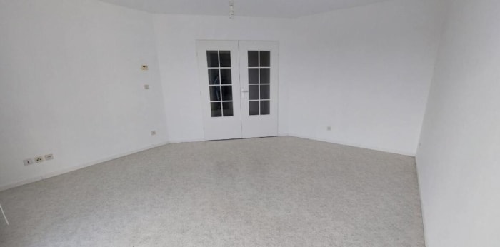 Image 9 sur 10 - Appartement  ·  Location · Sens (89100) · 2 pièces · 45m²