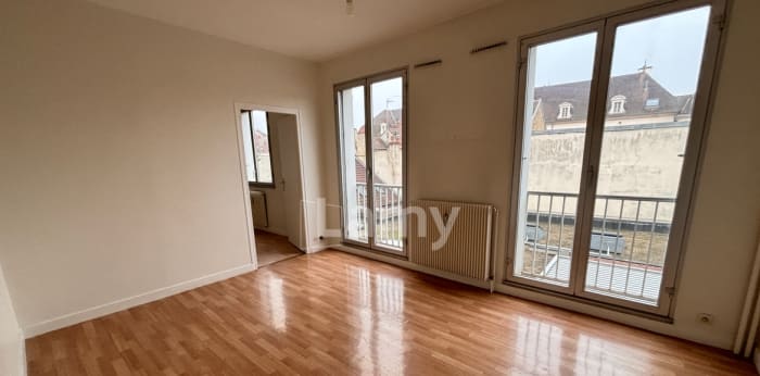 Image 1 sur 11 - Appartement  ·  Location · Dijon (21000) · 2 pièces · 46m²