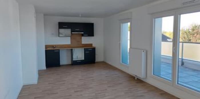 Image 1 sur 7 - Appartement  ·  Location · Amiens (80000) · 3 pièces · 67m²