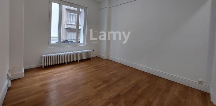 Image 7 sur 9 - Appartement  ·  Location · Grenoble (38000) · 1 pièce · 36m²