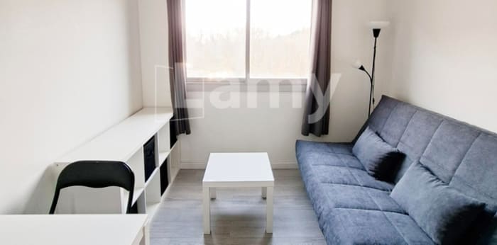 Image 1 sur 7 - Appartement  ·  Location · Aix En Provence (13090) · 1 pièce · 17m²