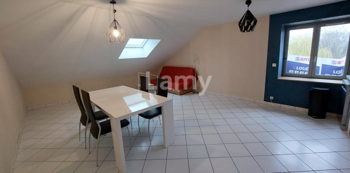 Image 12 sur 17 - Appartement  ·  Location · Ecole Valentin (25480) · 2 pièces · 45m²