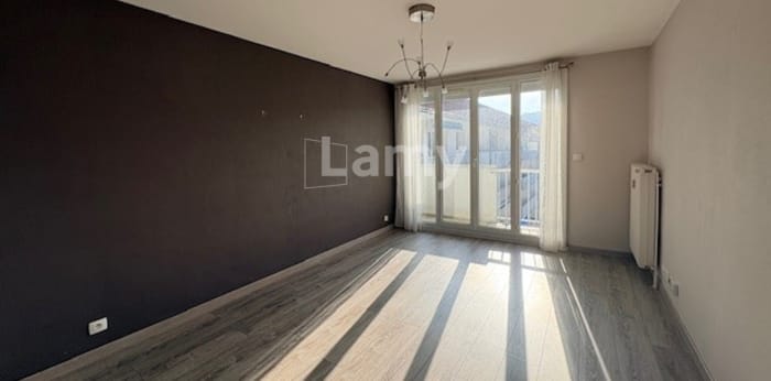 Image 7 sur 11 - Appartement  ·  Location · Besancon (25000) · 3 pièces · 58m²