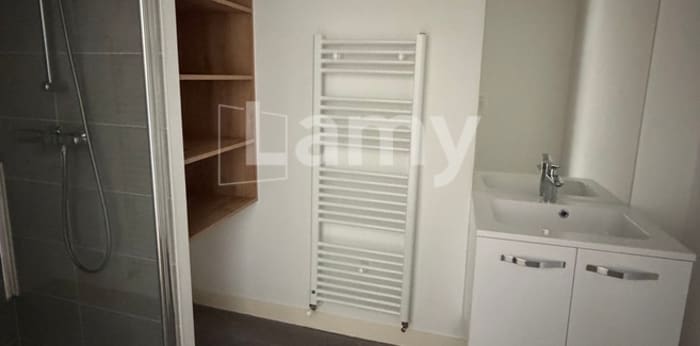 Image 7 sur 10 - Appartement  ·  Location · Poitiers (86000) · 3 pièces · 68m²