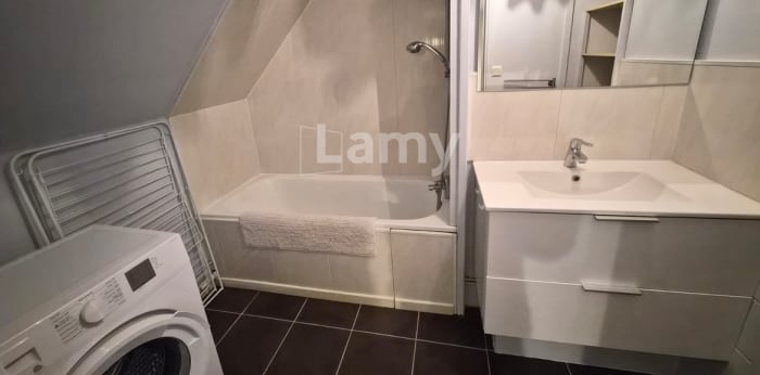 Image 6 sur 19 - Appartement  ·  Location · Auxerre (89000) · 4 pièces · 102m²