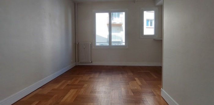 Image 7 sur 13 - Appartement  ·  Location · Limoges (87100) · 4 pièces · 79m²
