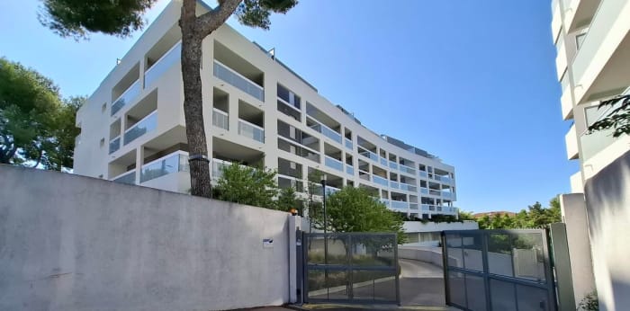 Image 4 sur 15 - Appartement  ·  Location · Marseille (13012) · 3 pièces · 55m²