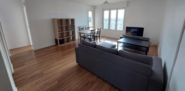 Image 1 sur 8 - Appartement  ·  Location · Reims (51100) · 3 pièces · 61m²