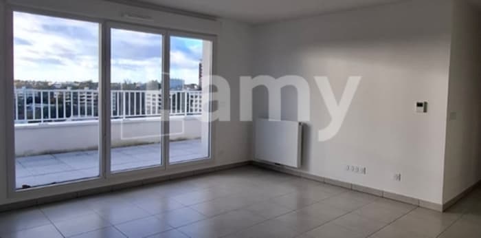 Image 2 sur 10 - Appartement  ·  Location · Talence (33400) · 3 pièces · 63m²