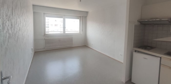 Image 3 sur 3 - Appartement  ·  Location · Strasbourg (67000) · 1 pièce · 22m²