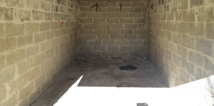 Image 2 sur 3 - Parking/box  ·  Location · Libourne (33500) · 15m²