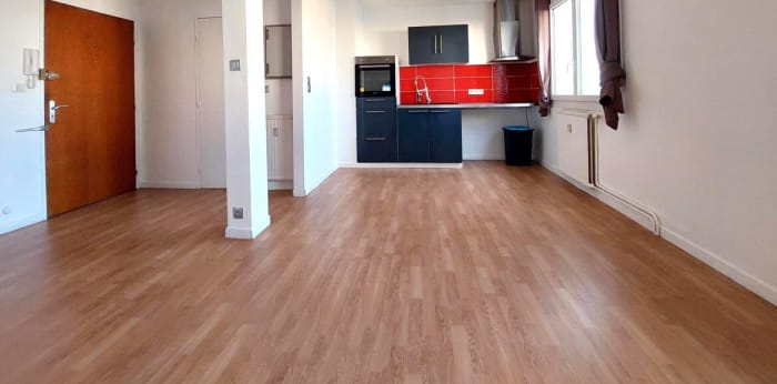Image 2 sur 8 - Appartement  ·  Location · Limoges (87100) · 2 pièces · 47m²
