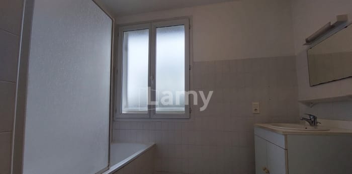 Image 7 sur 13 - Appartement  ·  Location · Castets (40260) · 3 pièces · 65m²