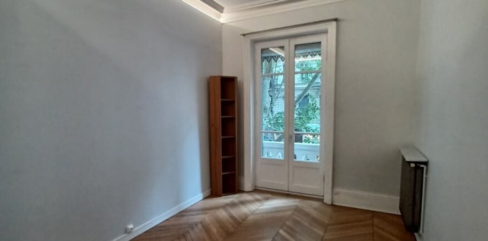 Image 2 sur 7 - Appartement  ·  Location · Lyon (69006) · 3 pièces · 71m²