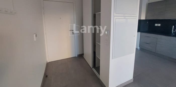 Image 7 sur 21 - Appartement  ·  Location · Nimes (30900) · 3 pièces · 60m²