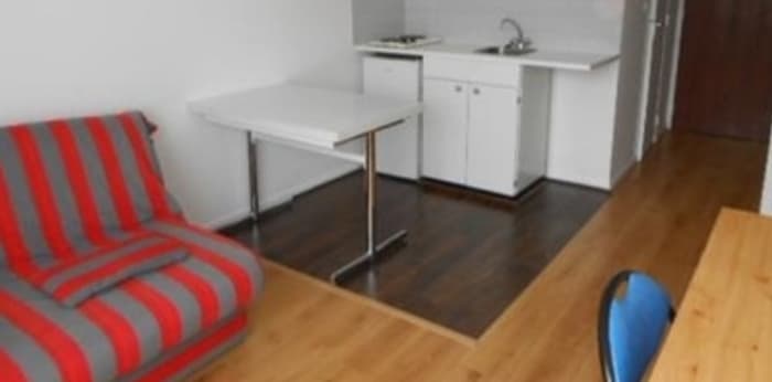 Image 2 sur 5 - Appartement  ·  Location · Clermont Ferrand (63000) · 1 pièce · 18m²