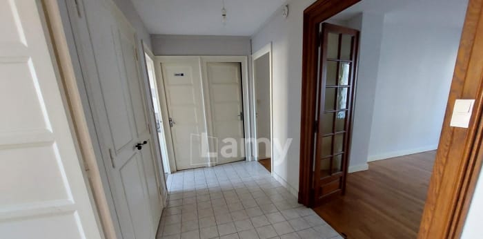 Image 11 sur 11 - Appartement  ·  Location · Grenoble (38100) · 3 pièces · 71m²
