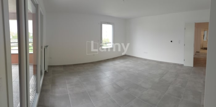 Image 8 sur 9 - Appartement  ·  Location · Jarville La Malgrange (54140) · 3 pièces · 77m²